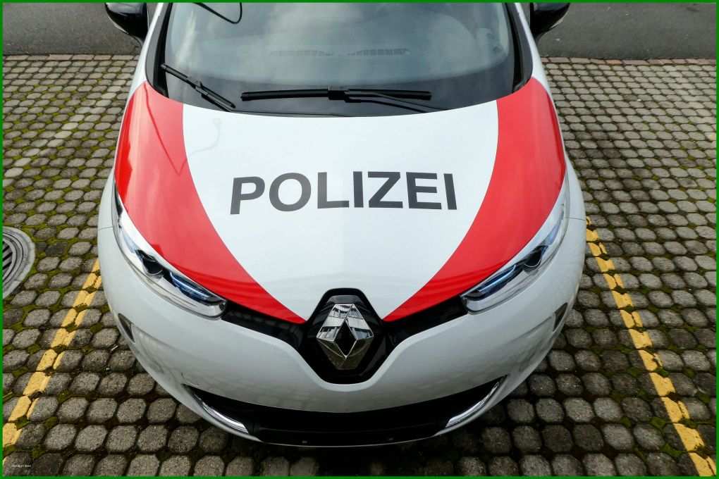 Hervorragen Auto Vorlagen Für Beschriftung 2500x1667